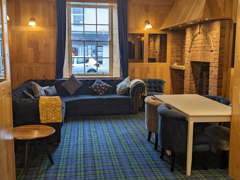 Crown Hotel Langholm エクステリア 写真