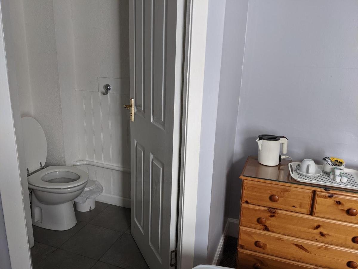 Crown Hotel Langholm エクステリア 写真
